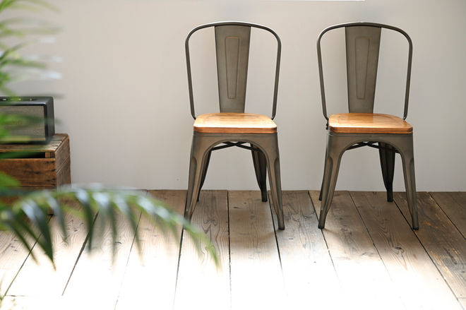 レンタルスタジオ　プロップ　椅子