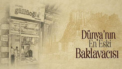 Elmacı Pazarı Güllüoğlu — dünyanın en eski baklavacısı olarak tarihe geçen efsane lezzet. Ünlü Gaziantep baklavası ve özel tatlıları Decoryal ile kapınıza geliyor. Orijinal tarif, el emeği, eşsiz tat.