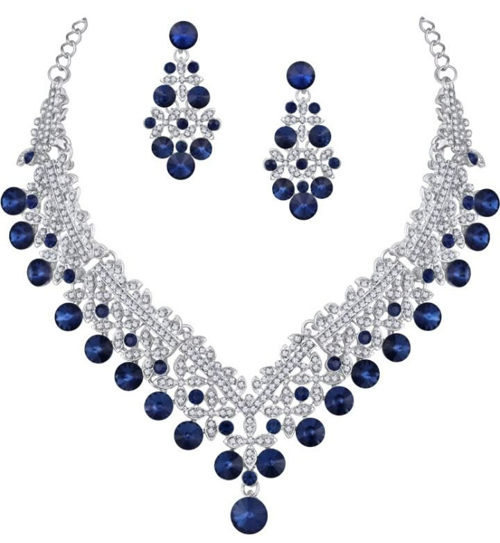 Juhlatilaisuuksien pukukoodit