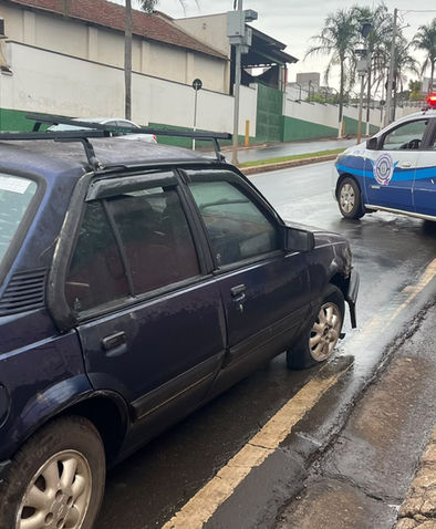 Motorista é conduzido à delegacia após acidente e suspeita de embriaguez em Cordeirópolis