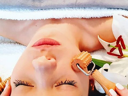 Madero Massage Gesicht Therapie und lassen Sie Ihre Haut neu erstrahlen!