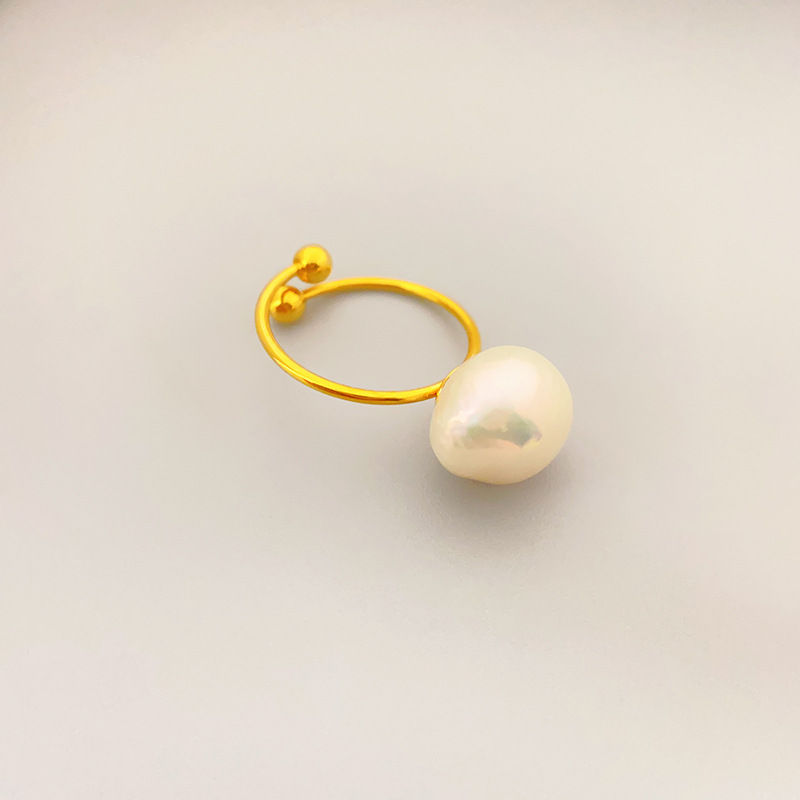 Thumbnail: Pearl Ring