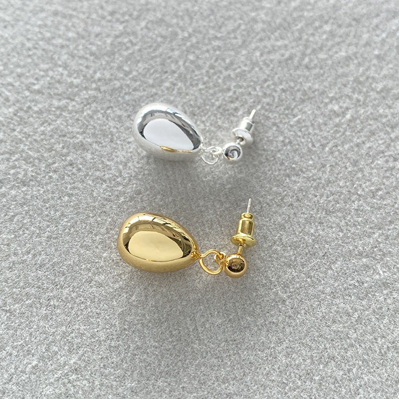 Thumbnail: Metal Water Drop Earrings