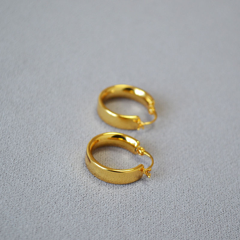 Thumbnail: Gold Hoop Earrings