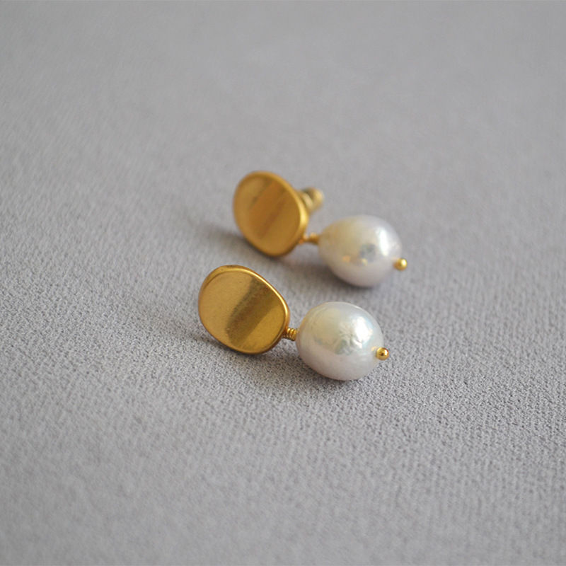 Thumbnail: Carla Pearls Earrings