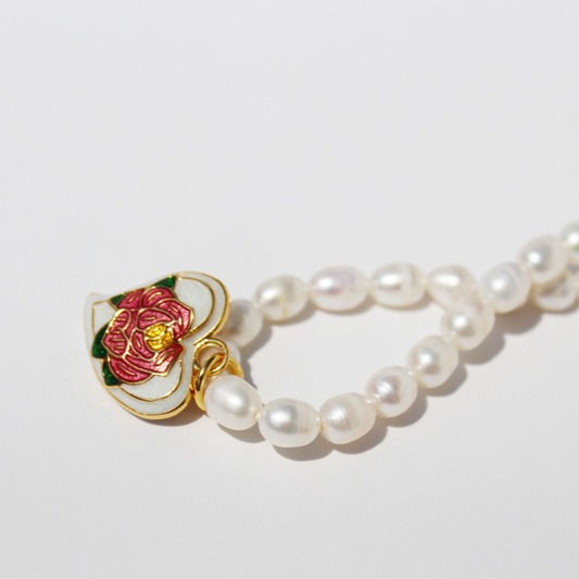 Thumbnail: Rose Claudia Necklace