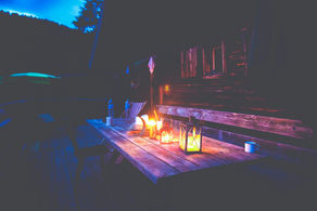 5 Ideas for Lighting Up Your Front Porch