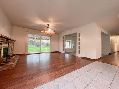 3870 Chatworth-04.jpg