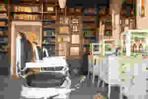 salon space