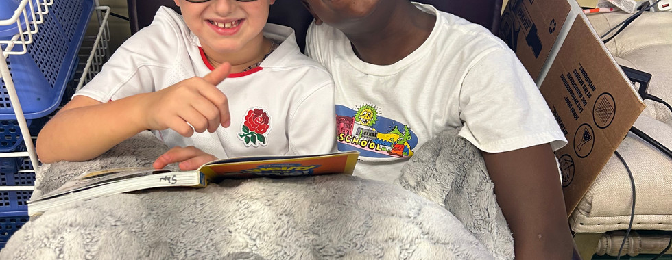children reading together
