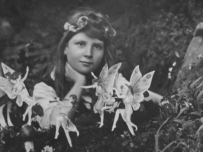 cottingley-fairies-banner-2800x1440.jpg