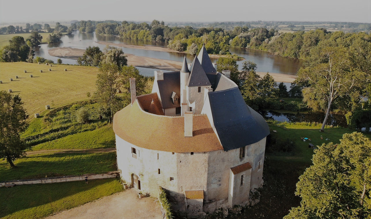 Chateau de meauce vu du ciel
