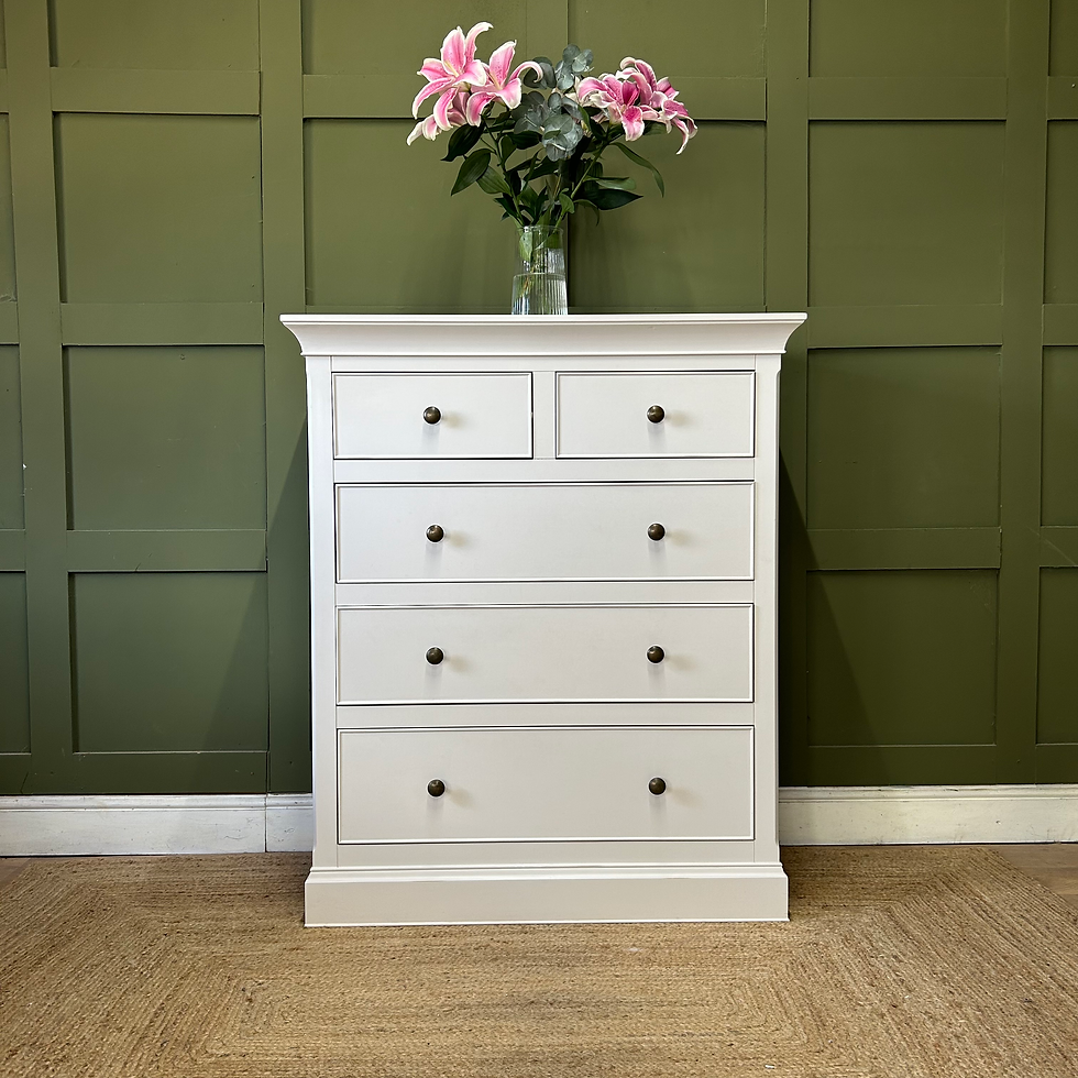 Willis & Gambier Tall Chest of Drawers 