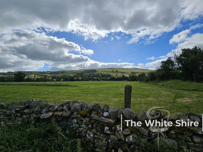 West Burton Circular Walk br The White Shire Walks