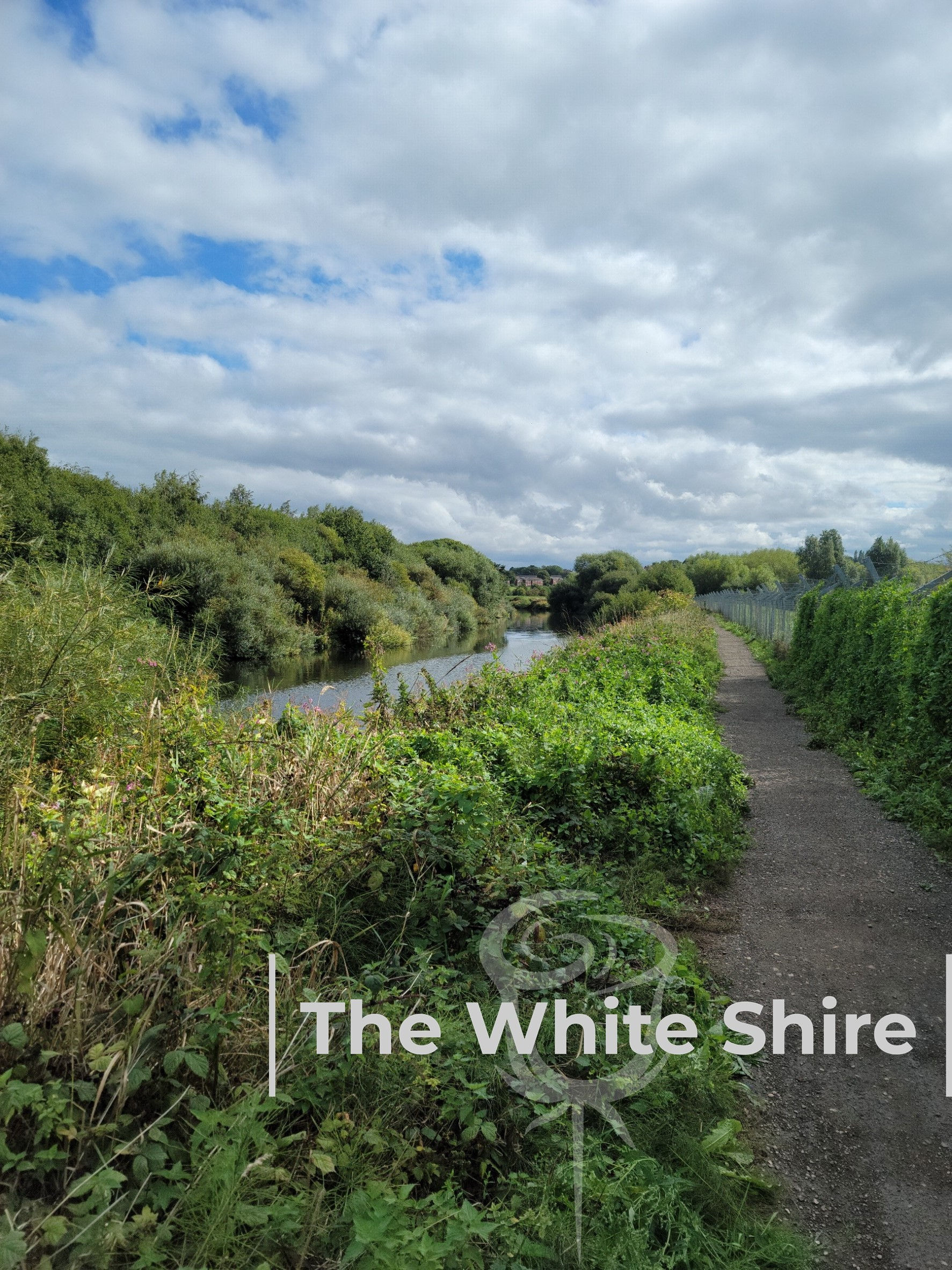Sandal Castle & river Calder loop walk. West Yorkshire.