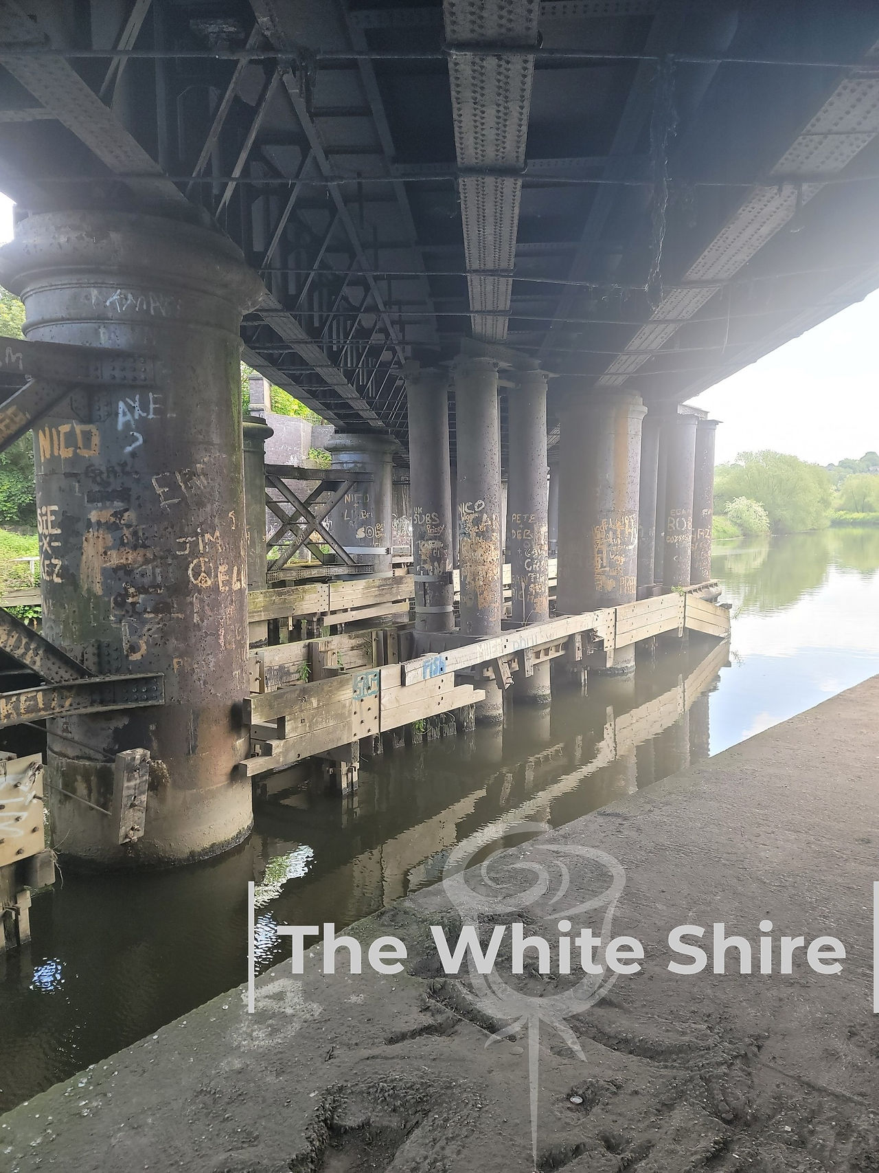 Conisbrough circular walk. The White Shire Walks.