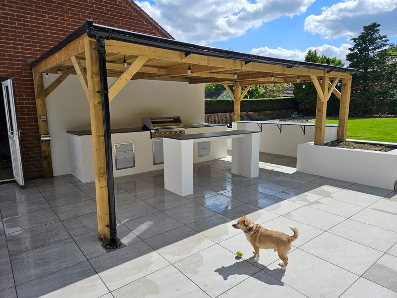Outdoor kitchen designed by MP Landscape & Garden Design Ltd