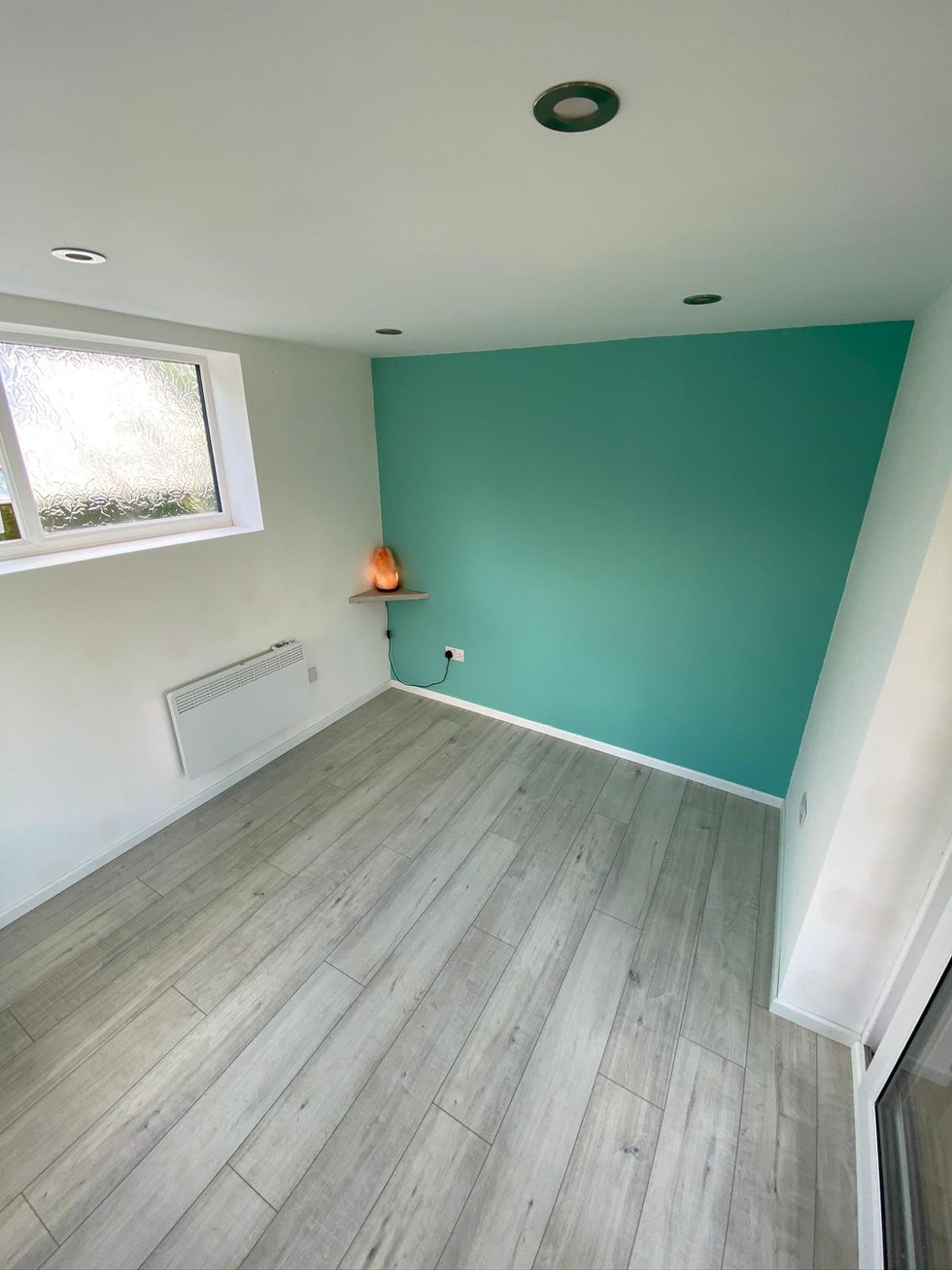 3 Flooring, skirting and cubbards