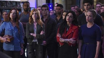 'Shadowhunters' | 'Awake, Arise, or be Forever Fallen' S02E18