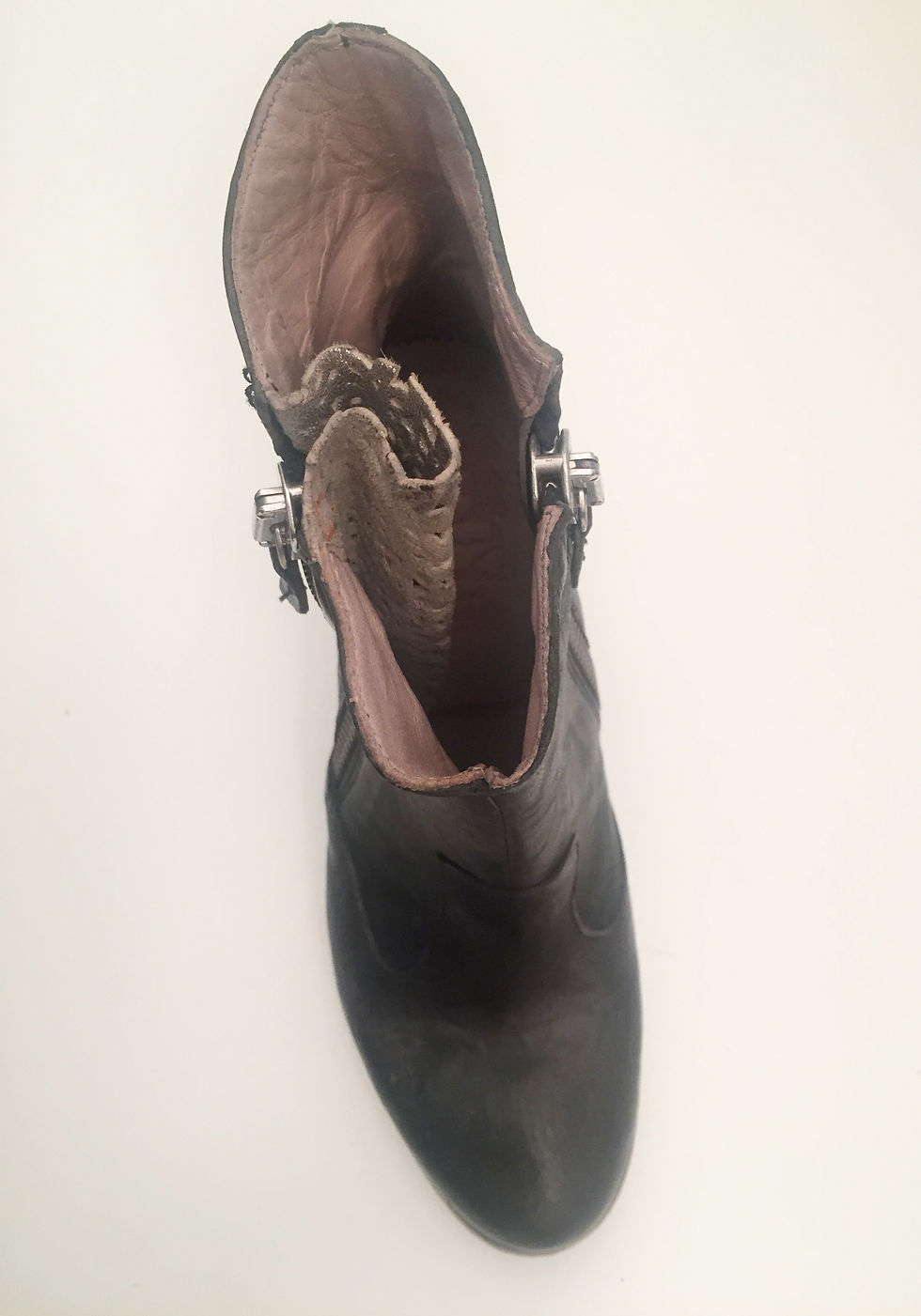Thumbnail: Corvari 762 Black-AFG