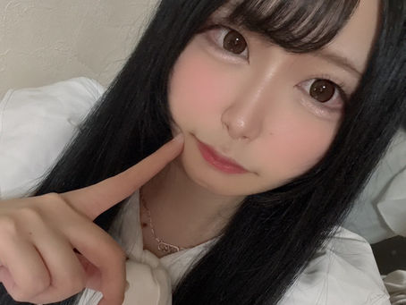 「りあ」さんがデビューしました!