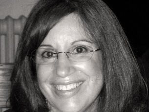 Lois Winston, author of the Anastasia Pollack Crafting Mystery series