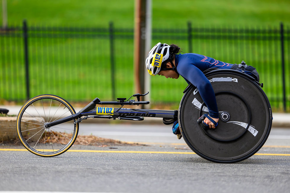 Yen Hoang and Migual Vergara win at the 2025 BAA Boston Half Marathon