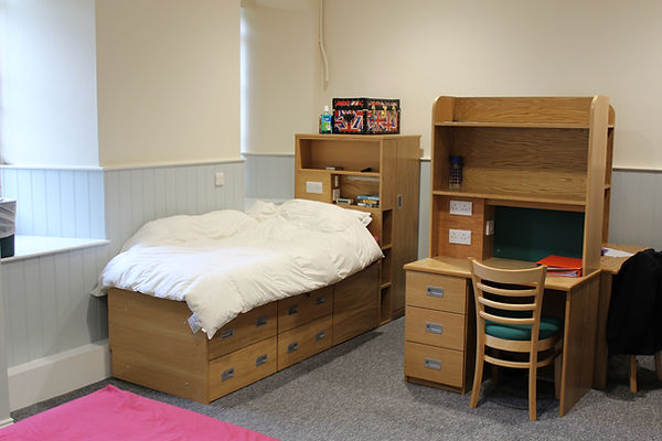 Lancing-Bedroom-2.JPG