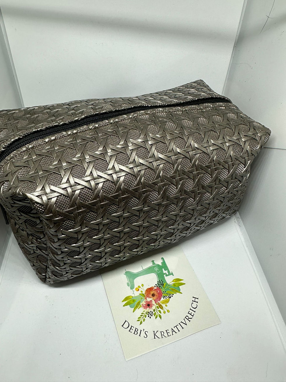 Miniaturbild: Wachstuch Necessaire 18x9