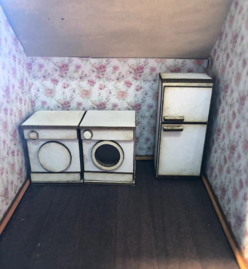 Thumbnail: 1/48th kit, fridge-freezer, quarter scale