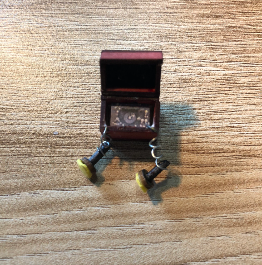 Thumbnail: 1/48th kit, electro shock therapy machine, quarter scale