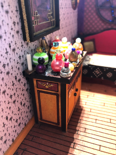 Thumbnail: 1/24th kit, cabinet (half scale)