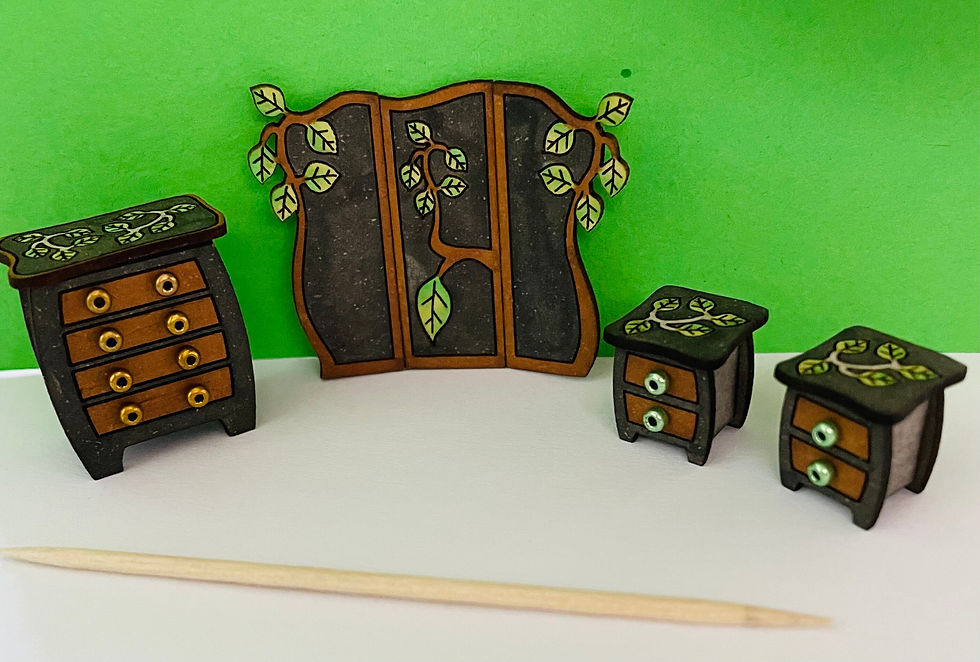 Thumbnail: 1/48th kit, Enchanted forest screen, quarter scale