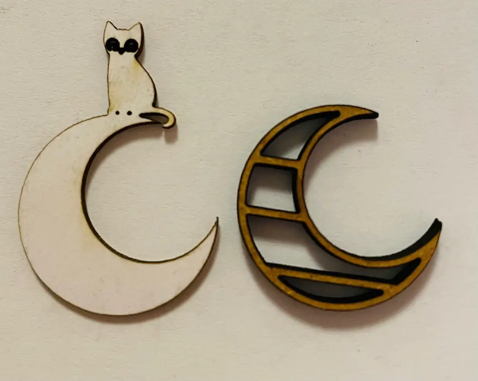 Thumbnail: 1/48th kit, cat crescent moon wall shelf, quarter scale
