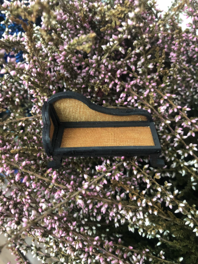 Thumbnail: 1/48th kit French style chaise longue, quarter scale