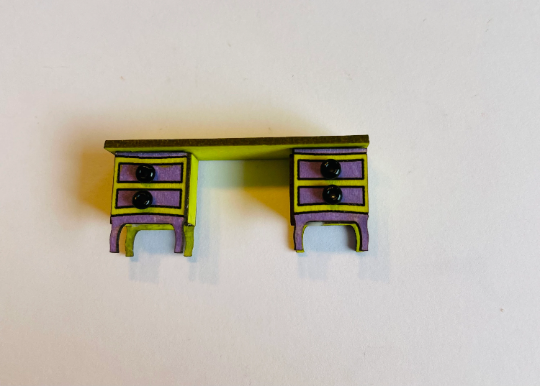 Thumbnail: 1/48th kit, 4 drawer desk and chair, quarter scale