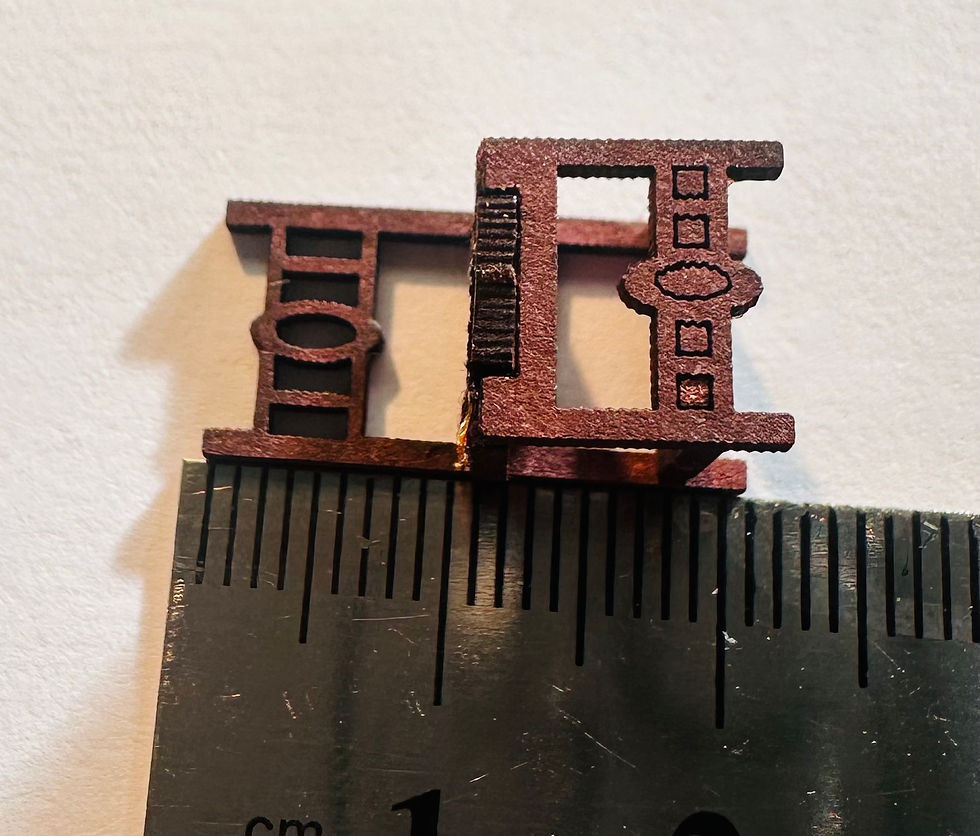 Thumbnail: 1/48th kit, Casa Verona dining table & 4 chairs, quarter scale 