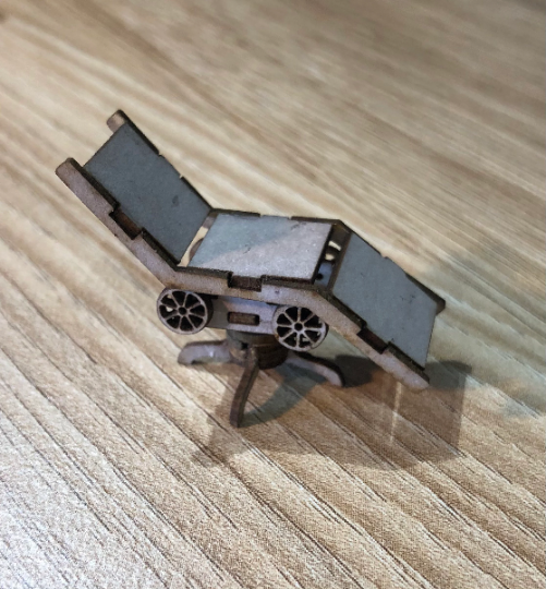 Thumbnail: 1/48th kit operating table, quarter scale