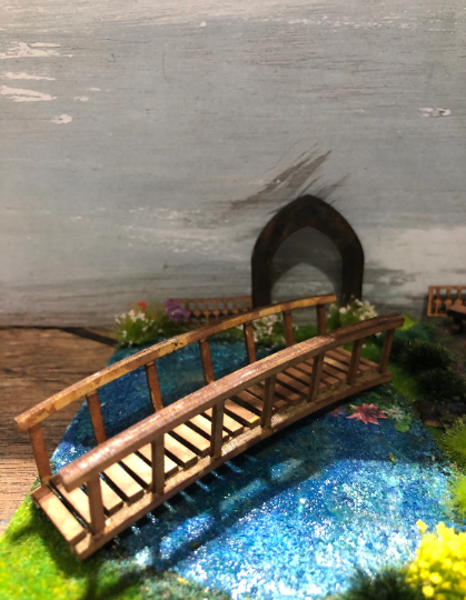 Thumbnail: 1/48th kit, arched bridge, quarter scale