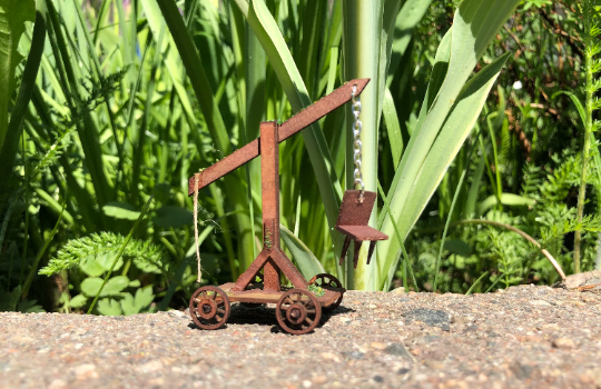 Thumbnail: 1/48th kit witch’s dunking chair, quarter scale