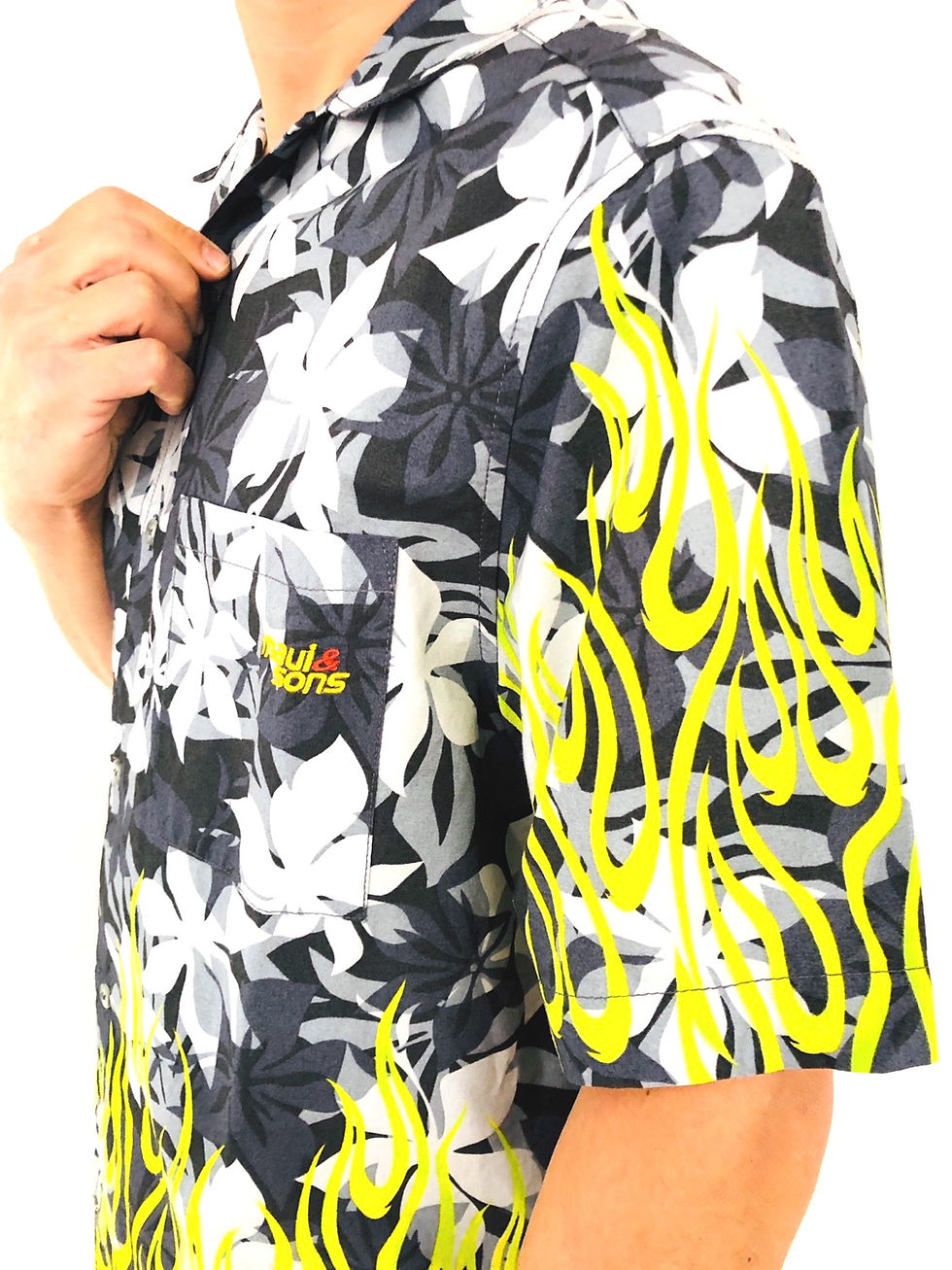 camicia-hawaiana-fiori-fiamme-vintage