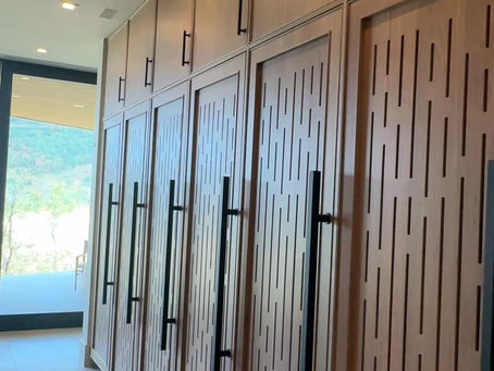 Ski in-and-out Locker room