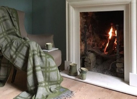 Laura’s Loom Celebrates The Craft Of Hand-Weaving & Britain’s Tremendous Woollen Heritage