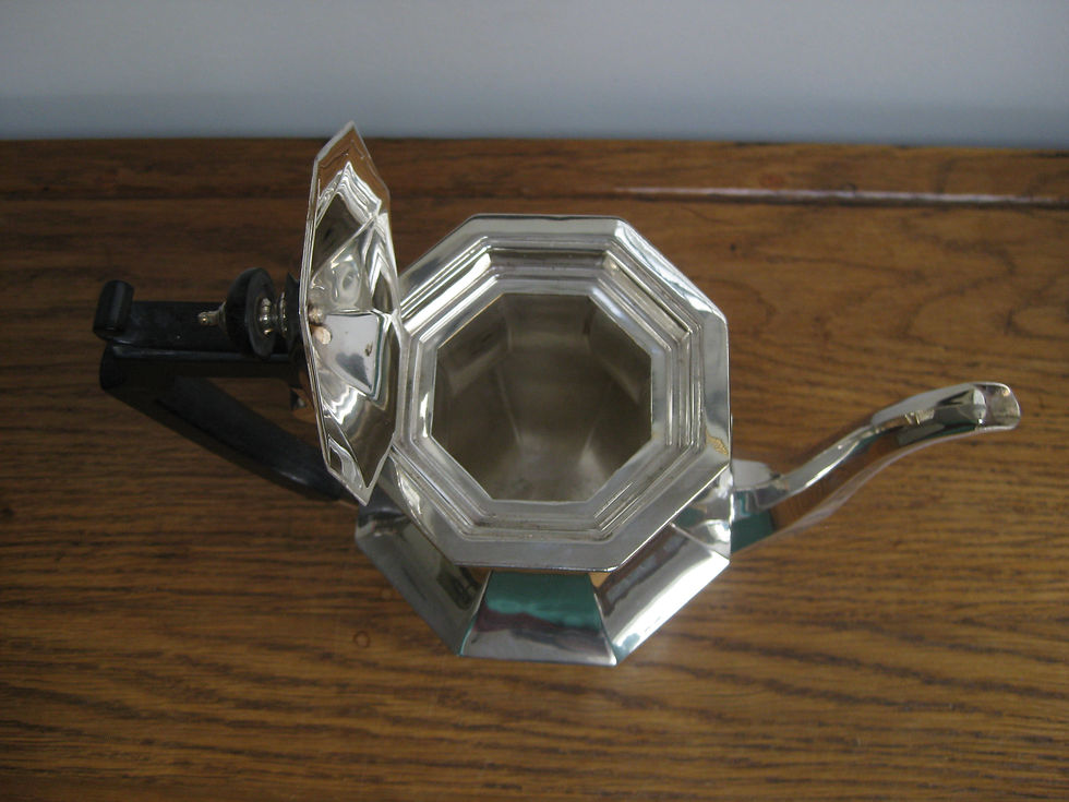 Thumbnail: Fraaie verzilverde koffiepot