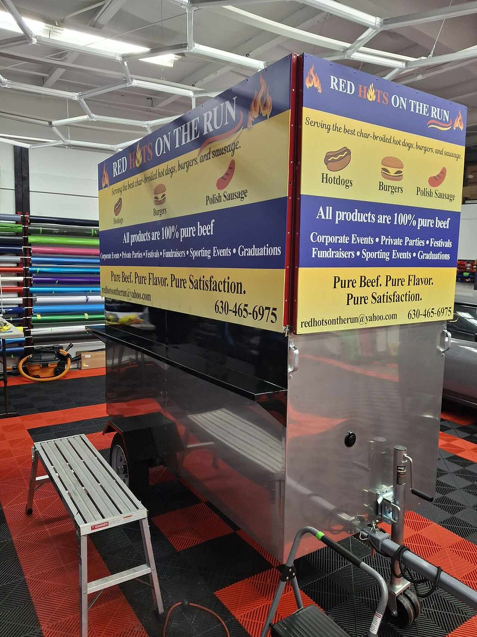 Looking for top-tier commercial vehicle wraps in Bensenville, IL? We wrap cargo vans, box trucks, and contractor fleets in premium 3M cast vinyl. Call today!