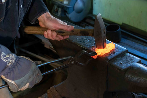 LR Neil Mansfield - Blacksmith Artist-32.jpg