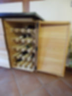 Weinregal aus Ahorn und geräucherter Eiche