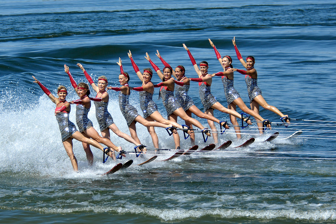 CYPRESS GARDENS WATER SKI TEAM