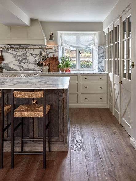 Cotswold Interior Design Project, Kitchen Design, Wooden Island, Internal Window, Kitchen Interior Design, South London Interior Design Studio