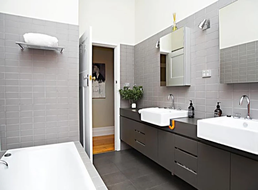 Thiết bị vệ sinh Clara